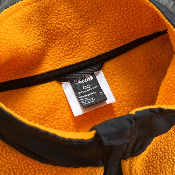 The North Face orange/black half-zip fleece fall outdoor athletic sweater Sz M - Picture 10 of 13